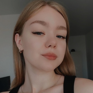 Анна Усольцева